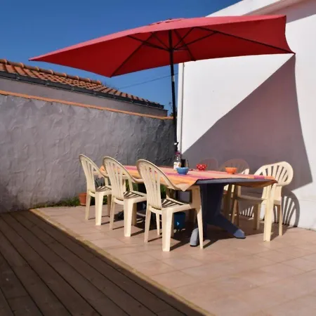 Prázdninový dům Maison Pres De La Avec Jardin Clos, Terrasse Et Plancha - 5 Couchages - Fr-1-224b-121 La Guérinière