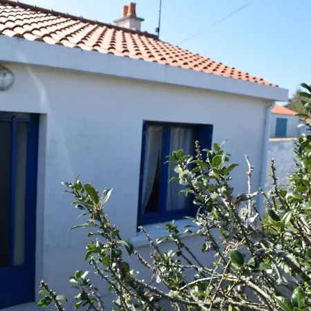 Hébergement de vacances Maison Près De La Avec Jardin Clos, Terrasse Et Plancha - 5 Couchages - Fr-1-224b-121 La Guérinière