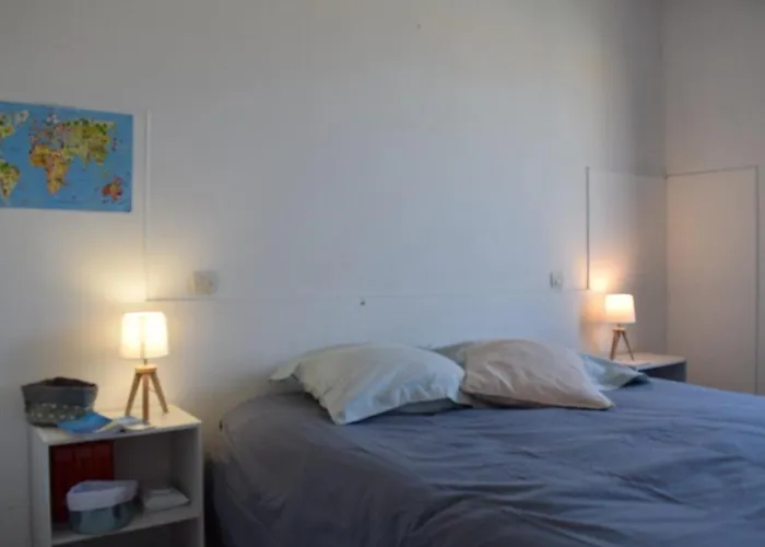 Maison Près De La Avec Jardin Clos, Terrasse Et Plancha - 5 Couchages - Fr-1-224b-121 *