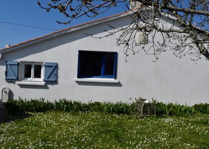 Maison Près De La Avec Jardin Clos, Terrasse Et Plancha - 5 Couchages - Fr-1-224b-121